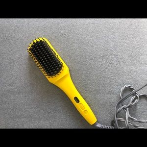 Drybar brush crush